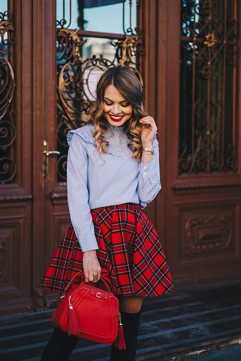 christmas plaid skirt outfit